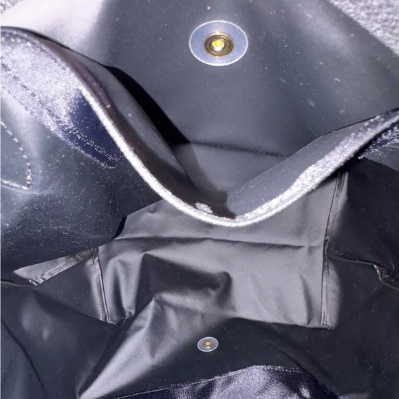 Longchamp Le Pliage Large Tote - Picture 4 of 12